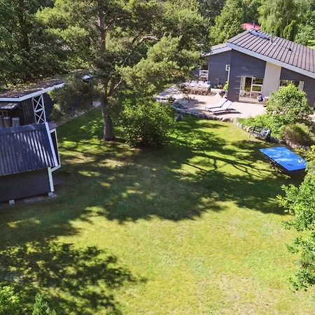 Romil - 2-1km From The Sea By Interhome