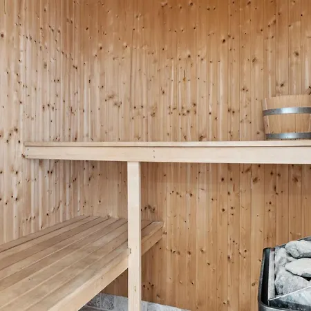 Romil - 2-1km From The Sea By Interhome